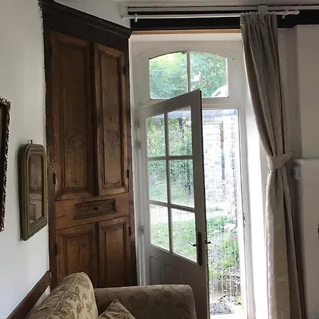 The Coachhouse At Lesterie * Saint-Maurice-des-Lions