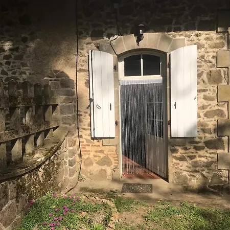 The Coachhouse At Lesterie 度假居 *